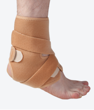 Ankle support with Achilles protection pad